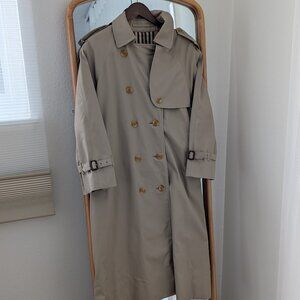 Burberrys’ Heritage Trench Coat Kensington-style cut Circa